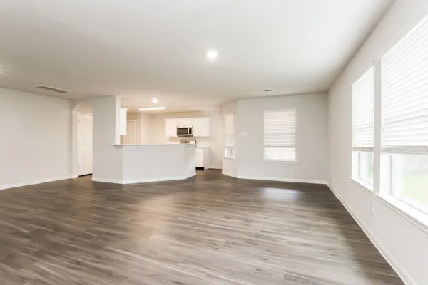 $1,940 | 2422 Gibbs Bend Court, Houston, TX 77073
