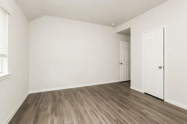 $1,940 | 2422 Gibbs Bend Court, Houston, TX 77073