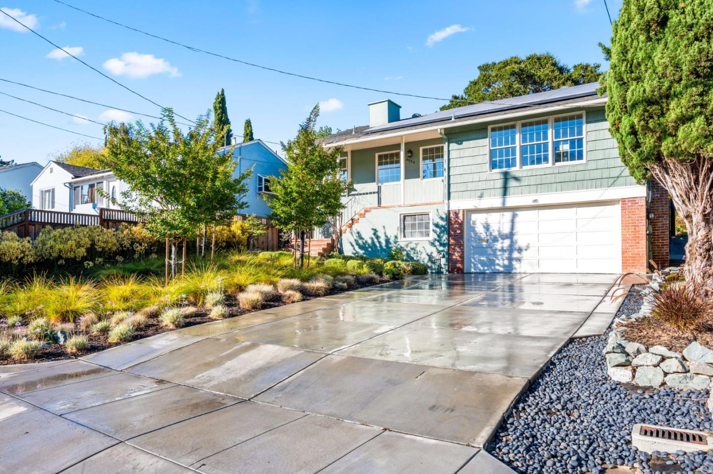 2666 San Carlos Avenue San Carlos, CA 94070 - Photo 1 of 43 a view of house with garden