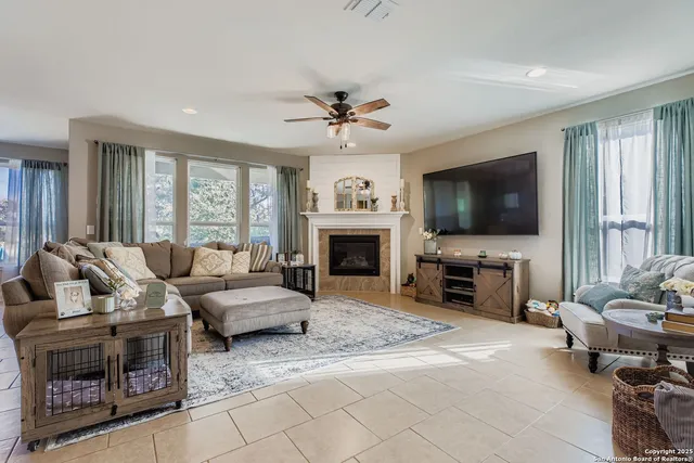 $525,000 | 10639 Hibiscus Cove, Helotes, TX 78023