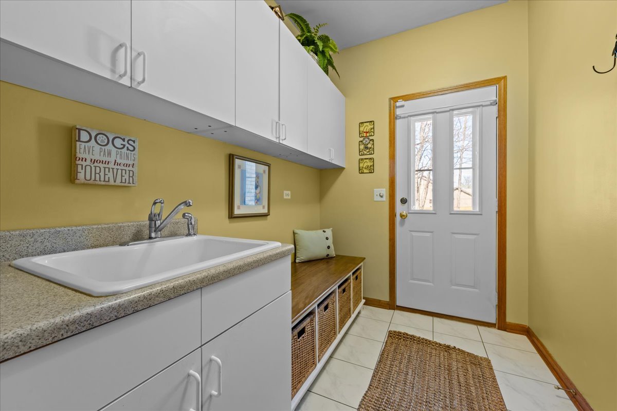 1928 North Ridge Avenue Arlington Heights, IL 60004 - Photo 14 of 36