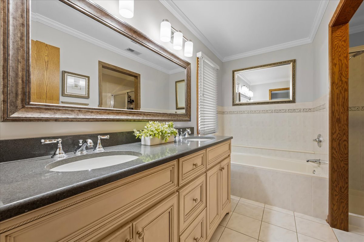 1928 North Ridge Avenue Arlington Heights, IL 60004 - Photo 16 of 36