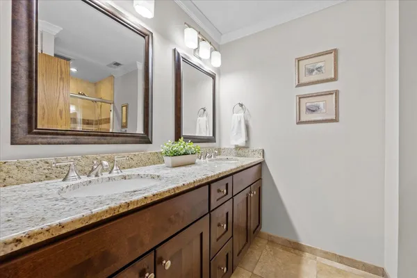 $895,000 | 1928 North Ridge Avenue, Arlington Heights, IL 60004