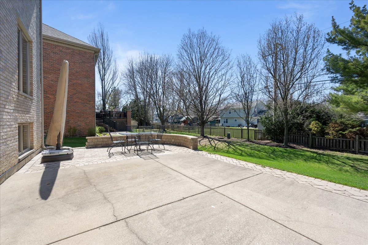 1928 North Ridge Avenue Arlington Heights, IL 60004 - Photo 31 of 36