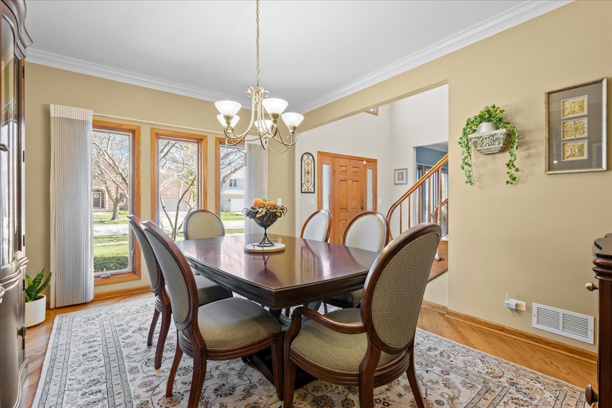 1928 North Ridge Avenue Arlington Heights, IL 60004 - Photo 10 of 36