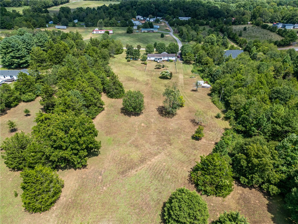 330 Highpoint Road Piedmont, SC 29673 - Photo 5 of 18 Gallery Image 5
