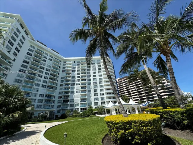 $1,900,000 | 5151 Collins Avenue, Unit 1023 & 1123, Miami Beach, FL 33140