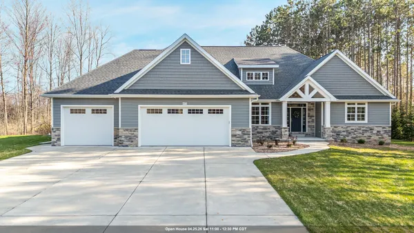 $999,900 | 6673 Autumn Blaze Trail, Sobieski, WI 54171