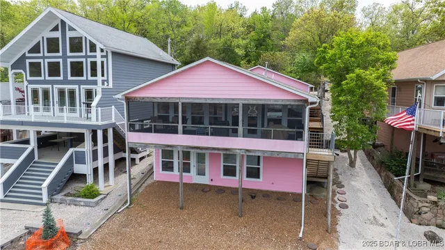 $510,000 | 958 Twin Valley Loop, Linn Creek, MO 65052