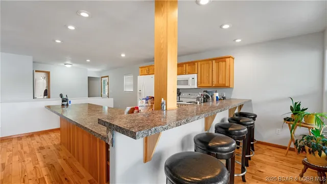 $510,000 | 958 Twin Valley Loop, Linn Creek, MO 65052