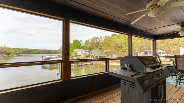 $510,000 | 958 Twin Valley Loop, Linn Creek, MO 65052