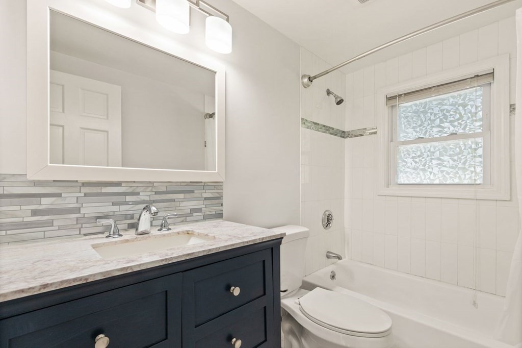 10 Suffolk Road Sharon, MA 02067 - Photo 6 of 31 Gallery Image 6