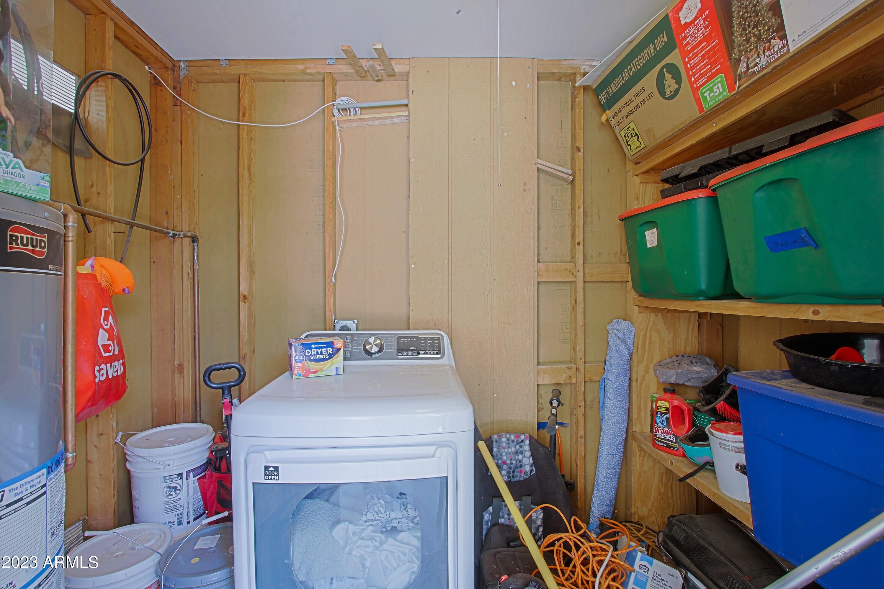 1734 West Fremont Rd. Phoenix, AZ 85041 - Photo 31 of 33 Storage