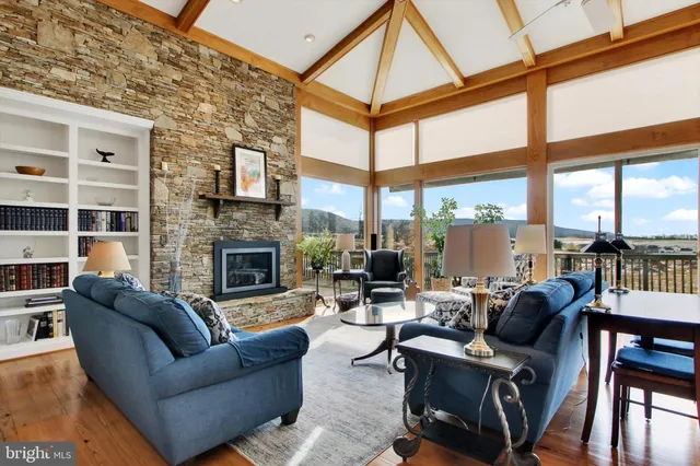 $749,000 | 6732 St Annes Drive, Fayetteville, PA 17222