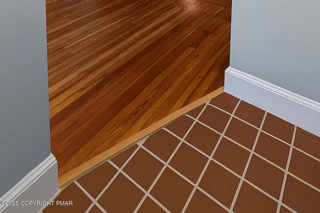 a view of a tennis court