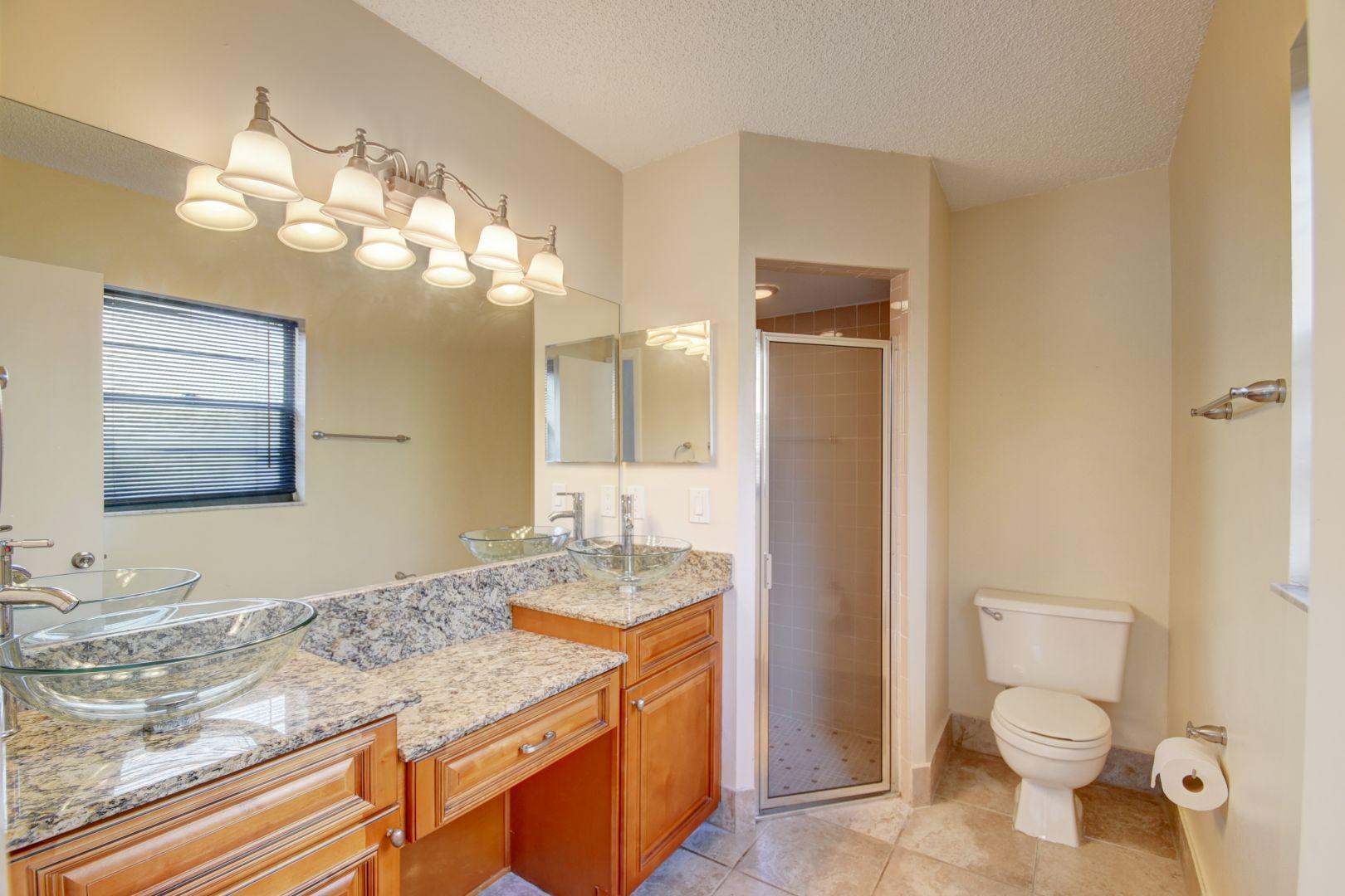 9045 Red Oak Lane Boca Raton, FL 33428 - Photo 14 of 21 Master Bathroom