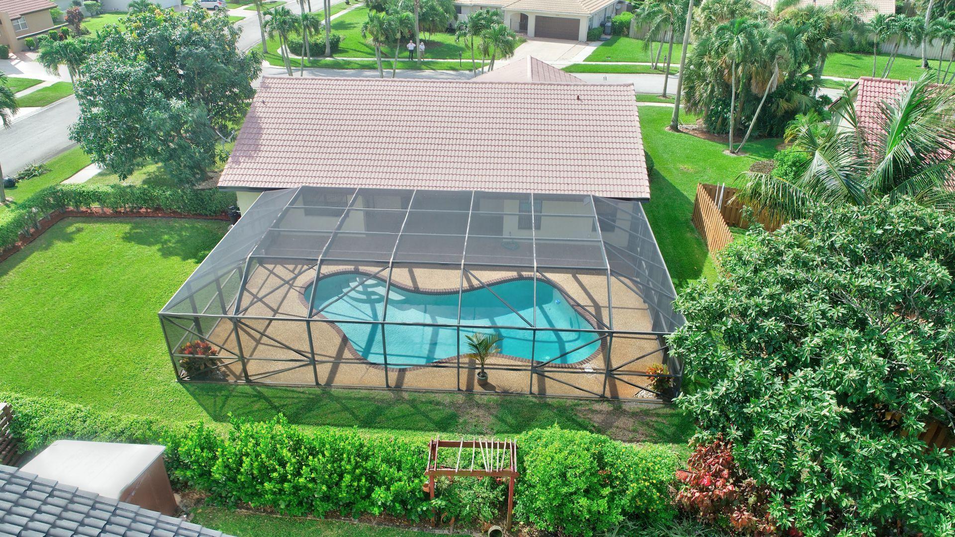 9045 Red Oak Lane Boca Raton, FL 33428 - Photo 3 of 21 Pool Aerial