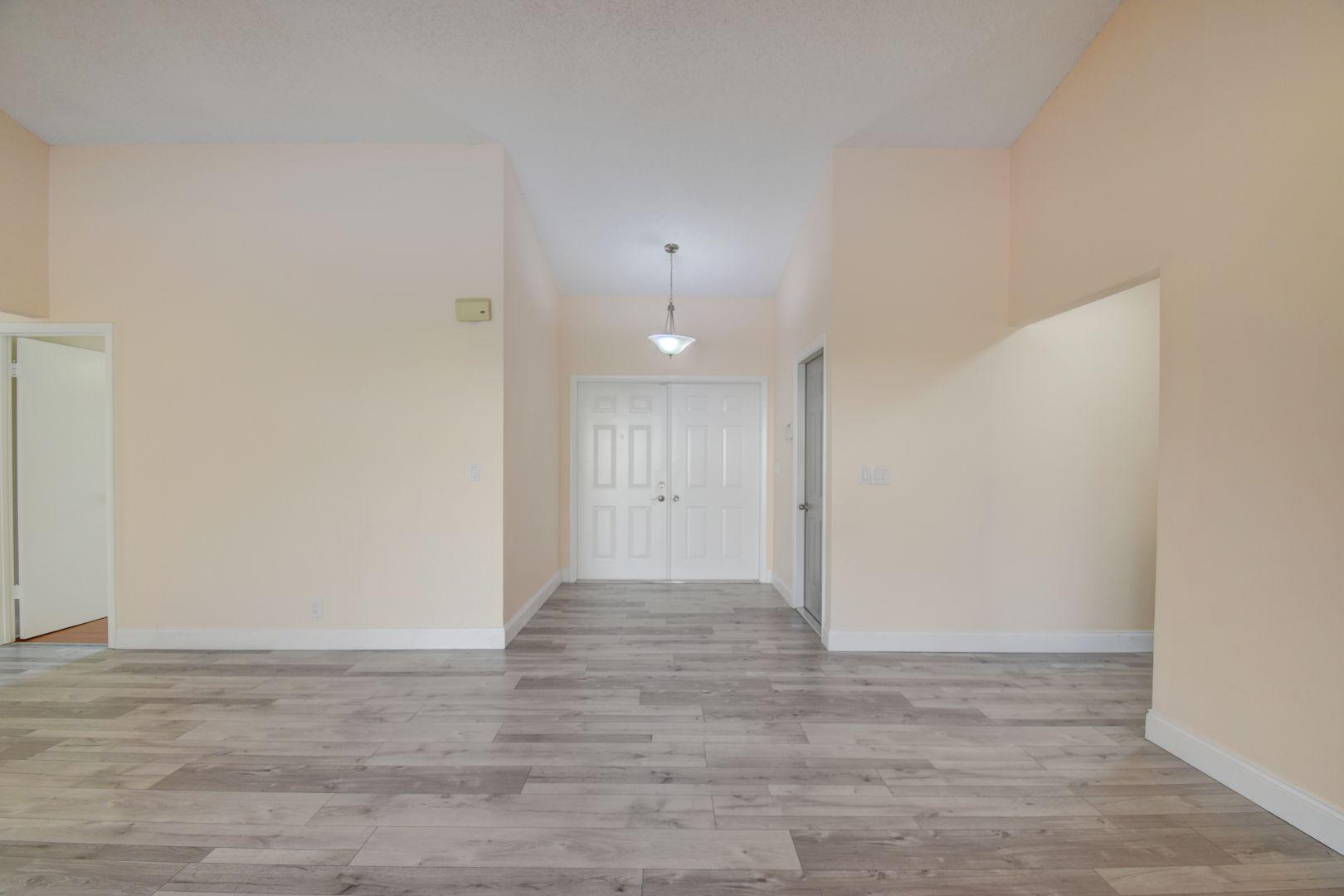 9045 Red Oak Lane Boca Raton, FL 33428 - Photo 9 of 21 Foyer Entry