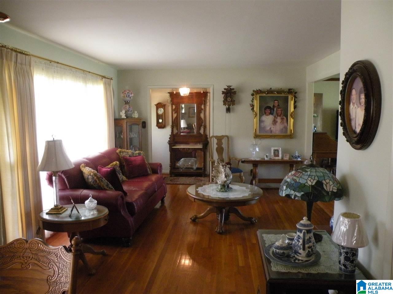 1100 Generose Street Sylacauga, AL 35151 - Photo 4 of 31