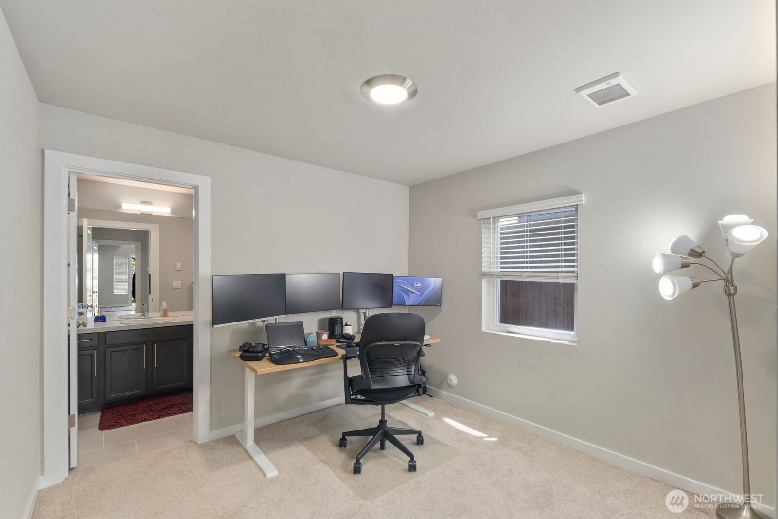 20818 3rd Avenue Southeast Bothell, WA 98012 - Photo 4 of 35