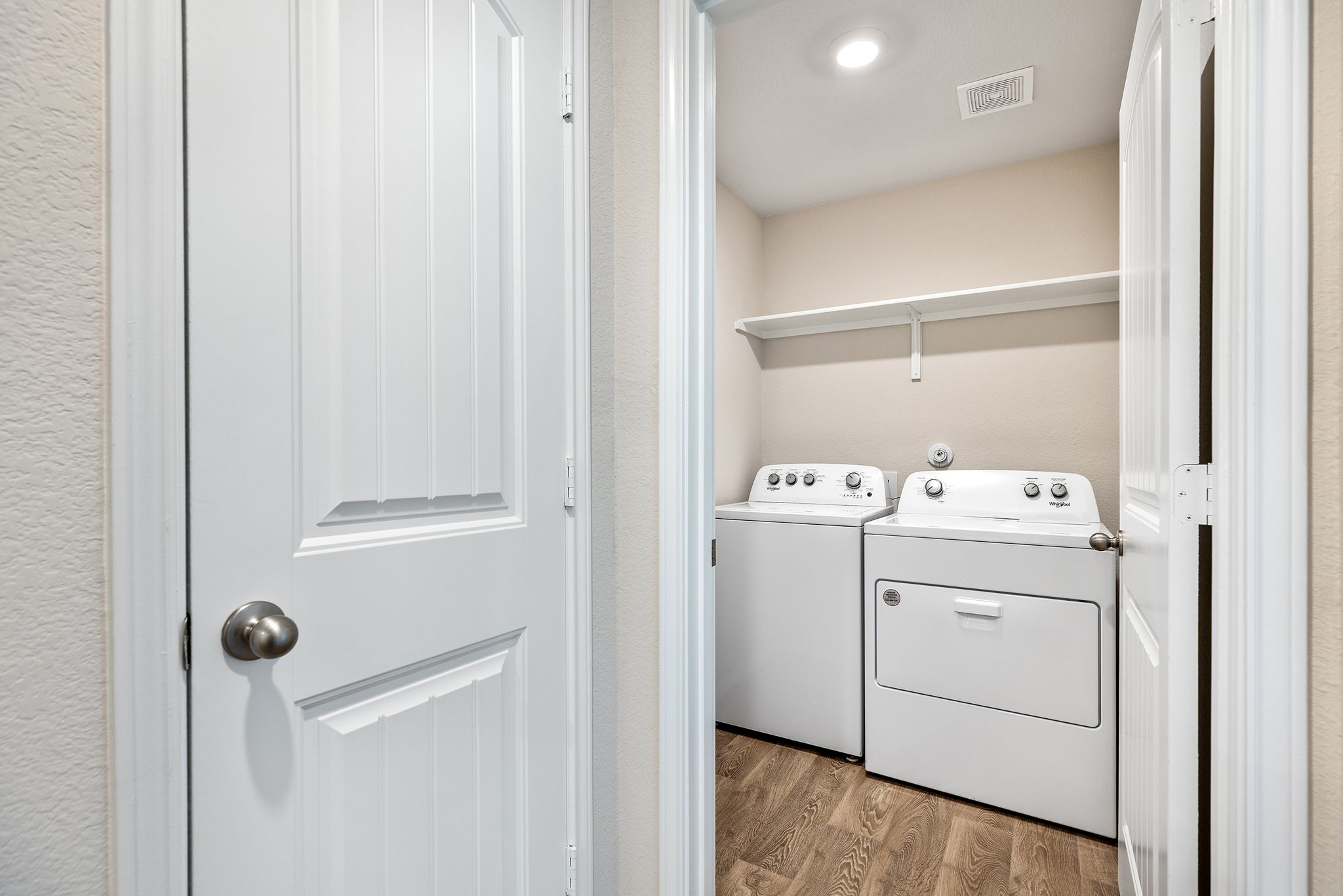 1702 Miller Terrace Lockhart, TX 78644 - Photo 16 of 21 a utility room with dryer and washer