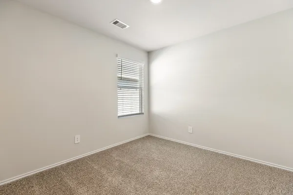 $1,895 | 1702 Miller Terrace, Lockhart, TX 78644