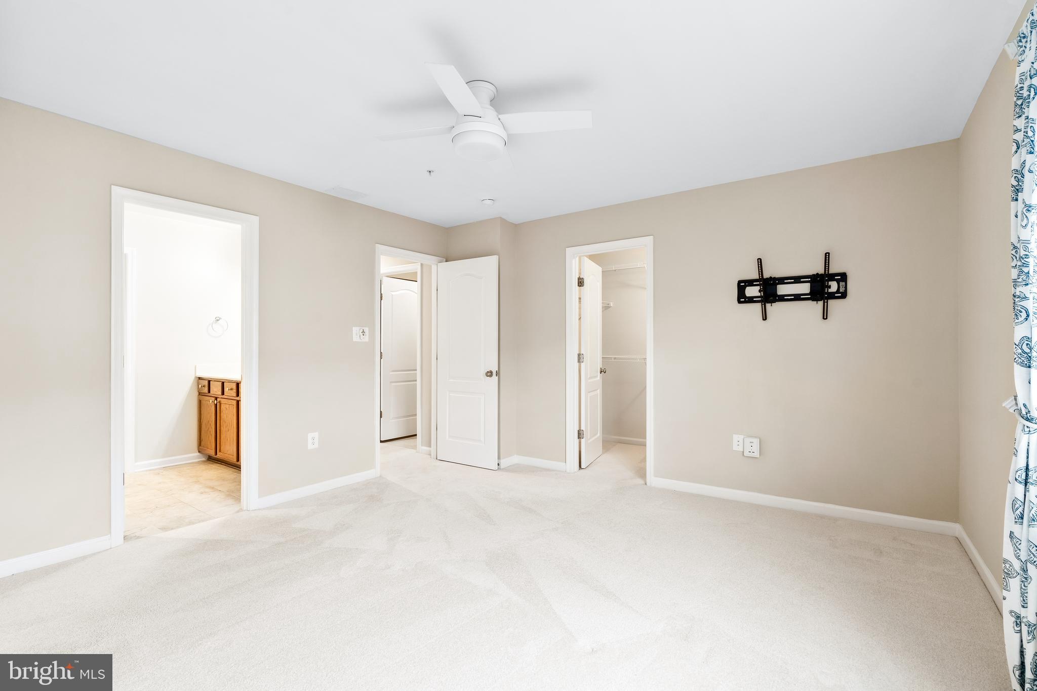 8479 Randell Ridge Road Frederick, MD 21704 - Photo 27 of 50 a view of a room with a ceiling fan