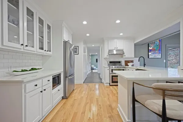$800,000 | 355 Earlston Drive Northeast, Sandy Springs, GA 30328
