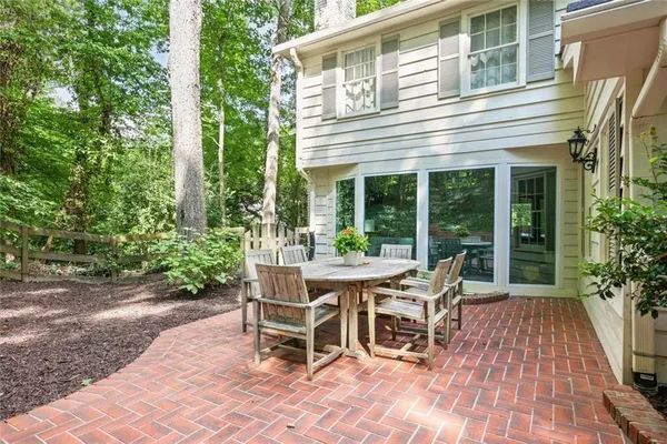 $800,000 | 355 Earlston Drive Northeast, Sandy Springs, GA 30328