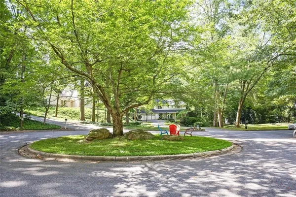 $800,000 | 355 Earlston Drive Northeast, Sandy Springs, GA 30328