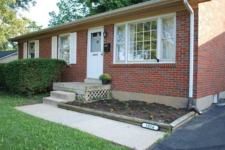 1816 Raleigh Road Lexington, KY 40505 - Photo 2 of 27 Photo 2