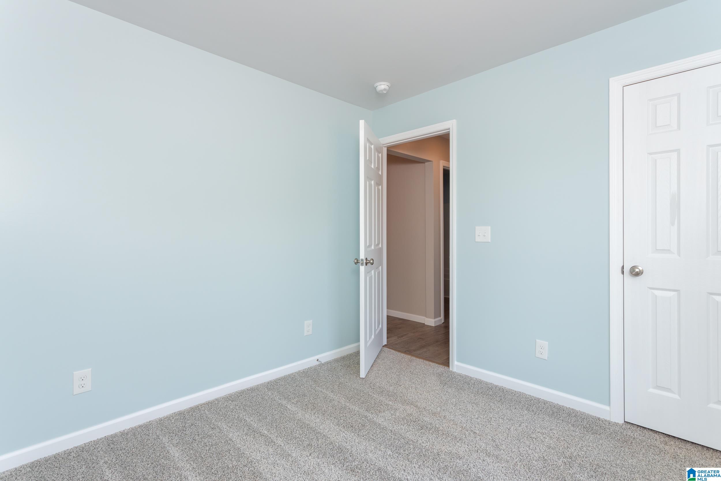 895 Bruce Street Anniston, AL 36201 - Photo 15 of 33