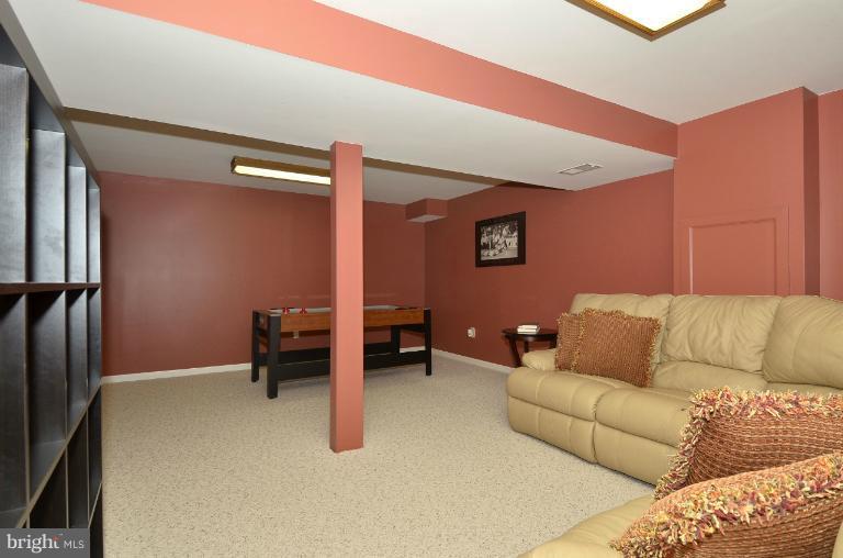 902 Pointer Ridge Drive Gaithersburg, MD 20878 - Photo 5 of 30 Basement