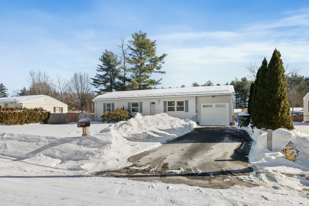 39 Thyme Lane Springfield, MA 01129 - Photo 25 of 30