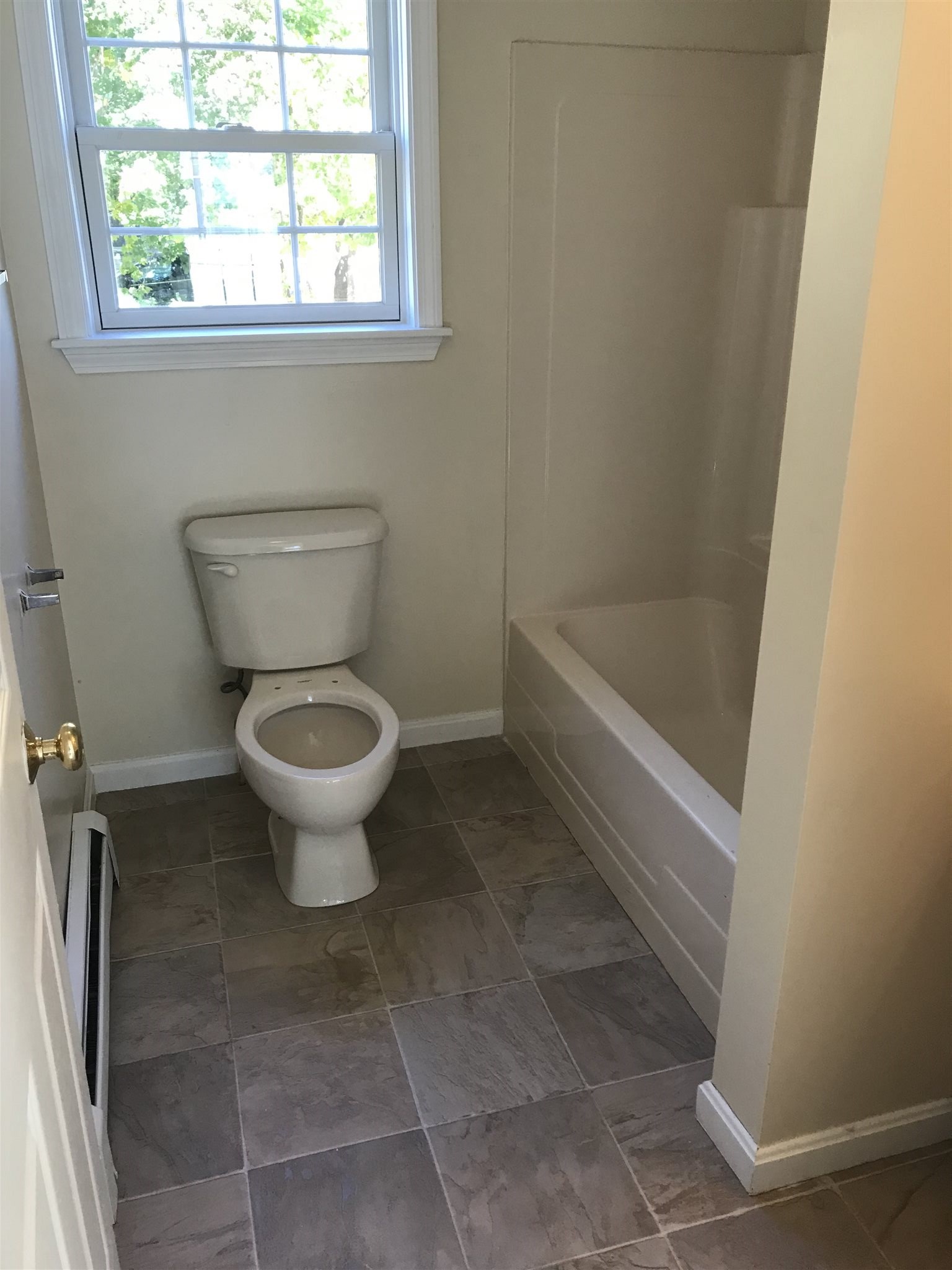 9 Pleasant Street Rochester, NH 03867 - Photo 14 of 32