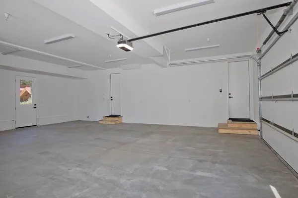 $3,675,000 | 380 Pine Street, Mammoth Lakes, CA 93546