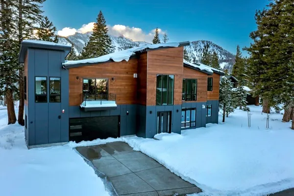 $3,675,000 | 380 Pine Street, Mammoth Lakes, CA 93546