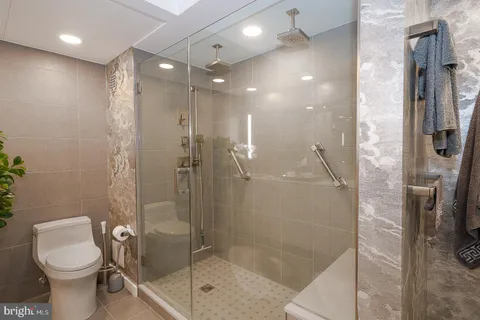 $299,900 | 1001 City Avenue, Unit W614, Wynnewood, PA 19096