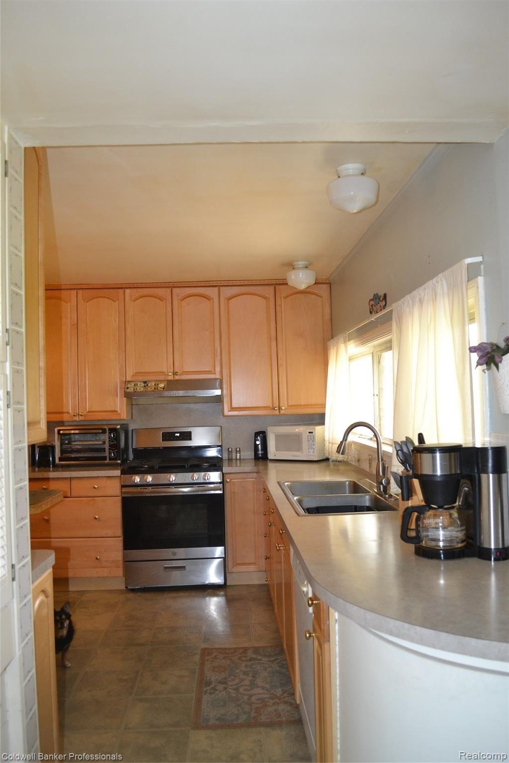151 Millville Road Lapeer, MI 48446 - Photo 12 of 30 DSC_0553.JPG
