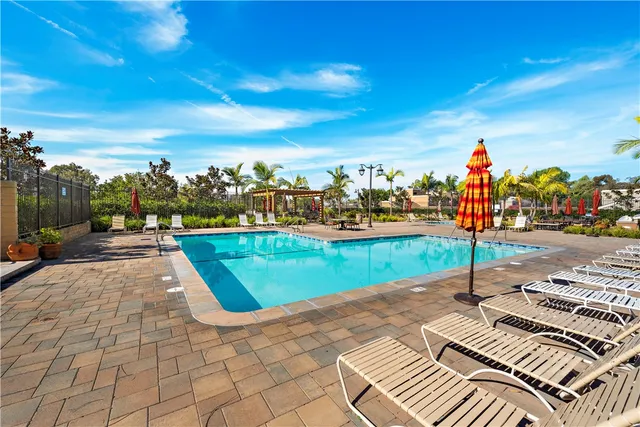 $950,000 | 1 Starfish Court, Newport Beach, CA 92663