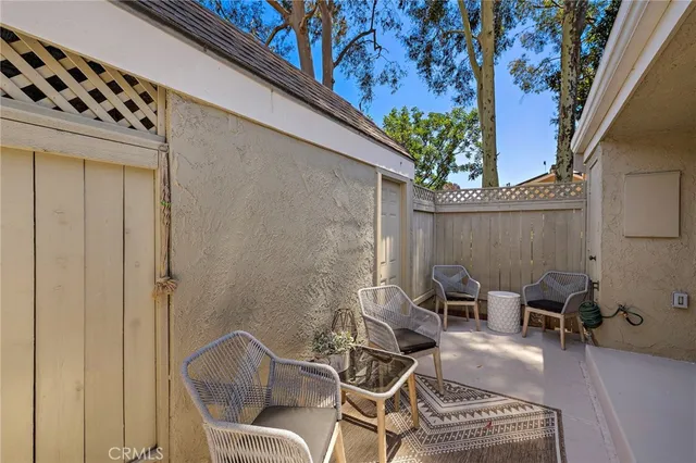 $950,000 | 1 Starfish Court, Newport Beach, CA 92663