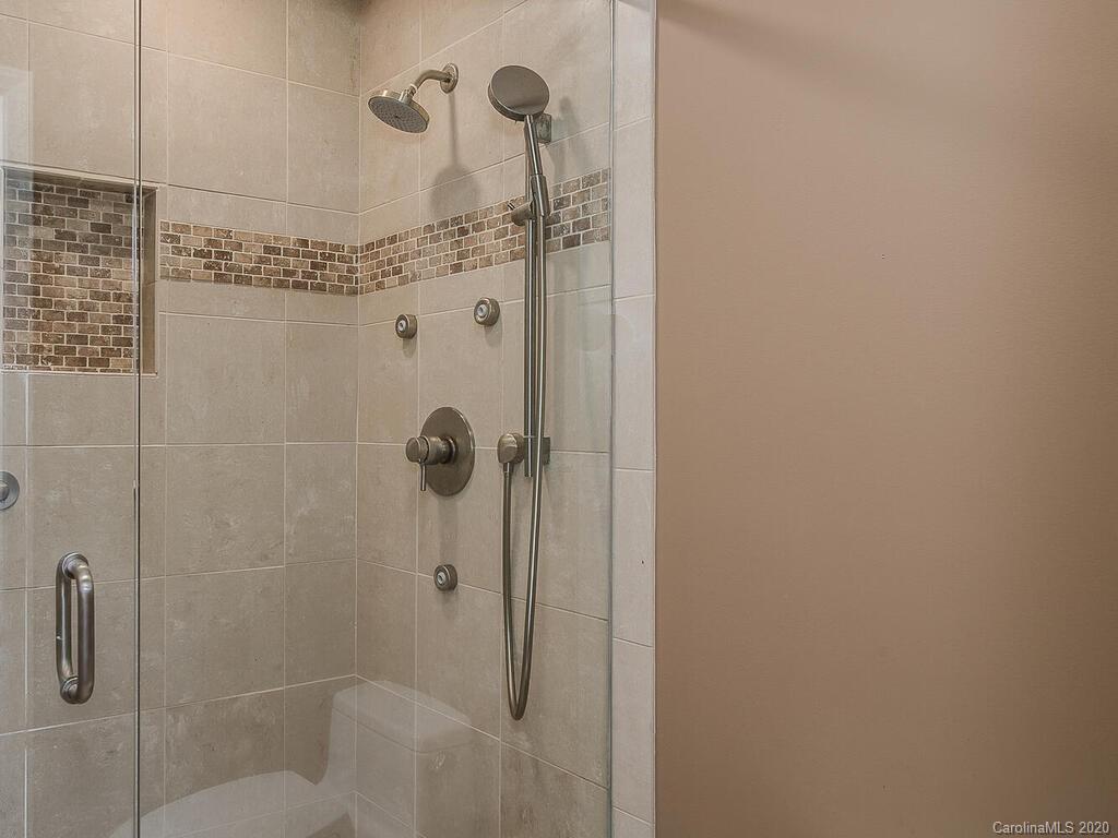 5012 Rounding Run Road Charlotte, NC 28277 - Photo 19 of 28 a bathroom with a shower