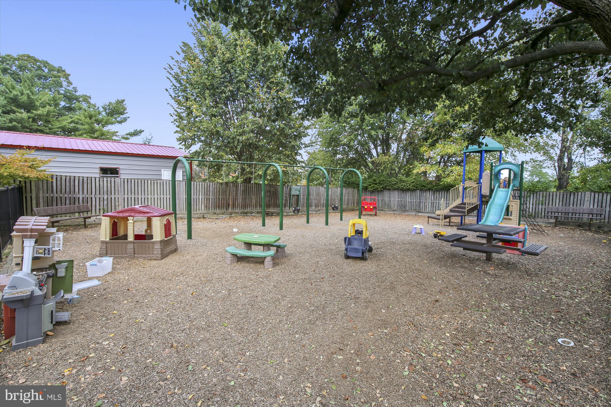 3000 South Columbus Street, Unit B2 Arlington, VA 22206 - Photo 43 of 50 Fairlington Village Playground