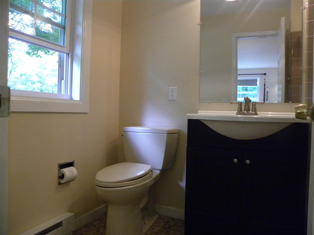24 Devon Road Bethlehem, NY 12054 - Photo 14 of 25 Photo 14