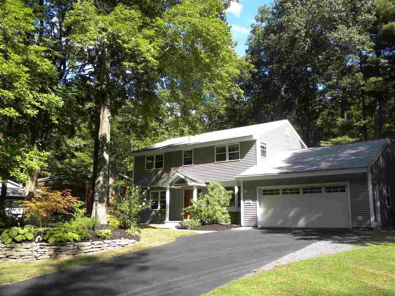 24 Devon Road Bethlehem, NY 12054 - Photo 2 of 25 Photo 2