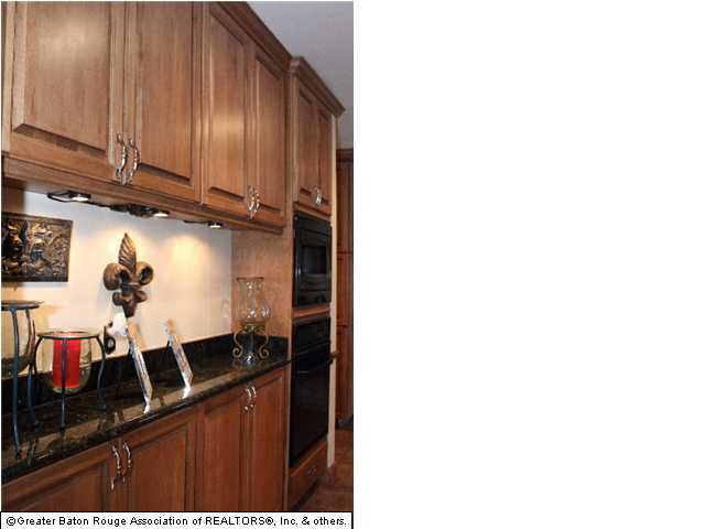 5108 Fern Ridge Court Baton Rouge, LA 70817 - Photo 8 of 17 Gallery Image 8