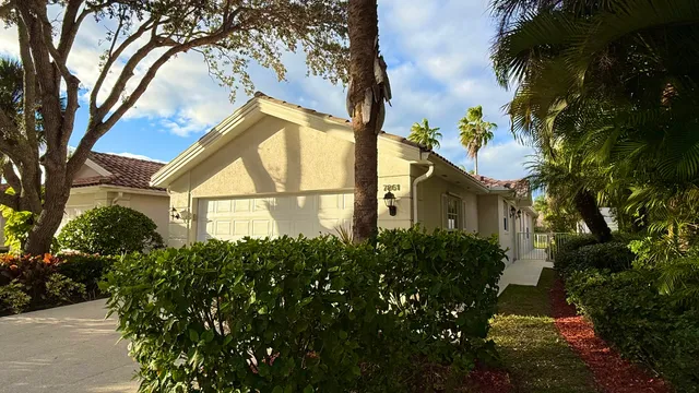 $409,900 | 7861 Olympia Drive, West Palm Beach, FL 33411