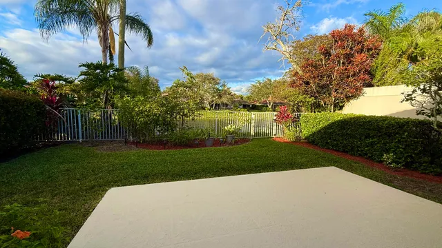 $409,900 | 7861 Olympia Drive, West Palm Beach, FL 33411