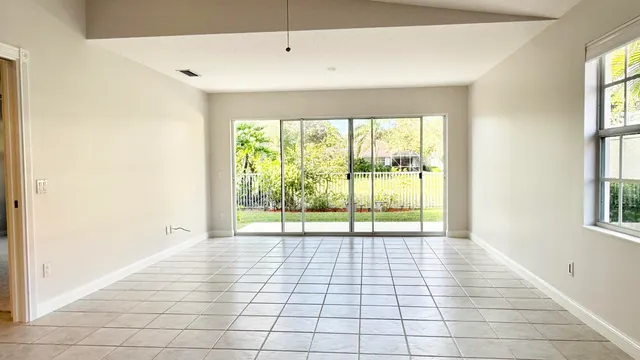 $409,900 | 7861 Olympia Drive, West Palm Beach, FL 33411