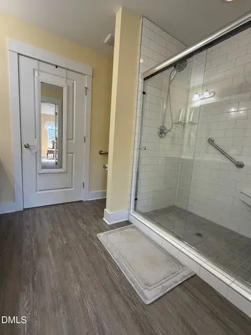 a view of a window in a room